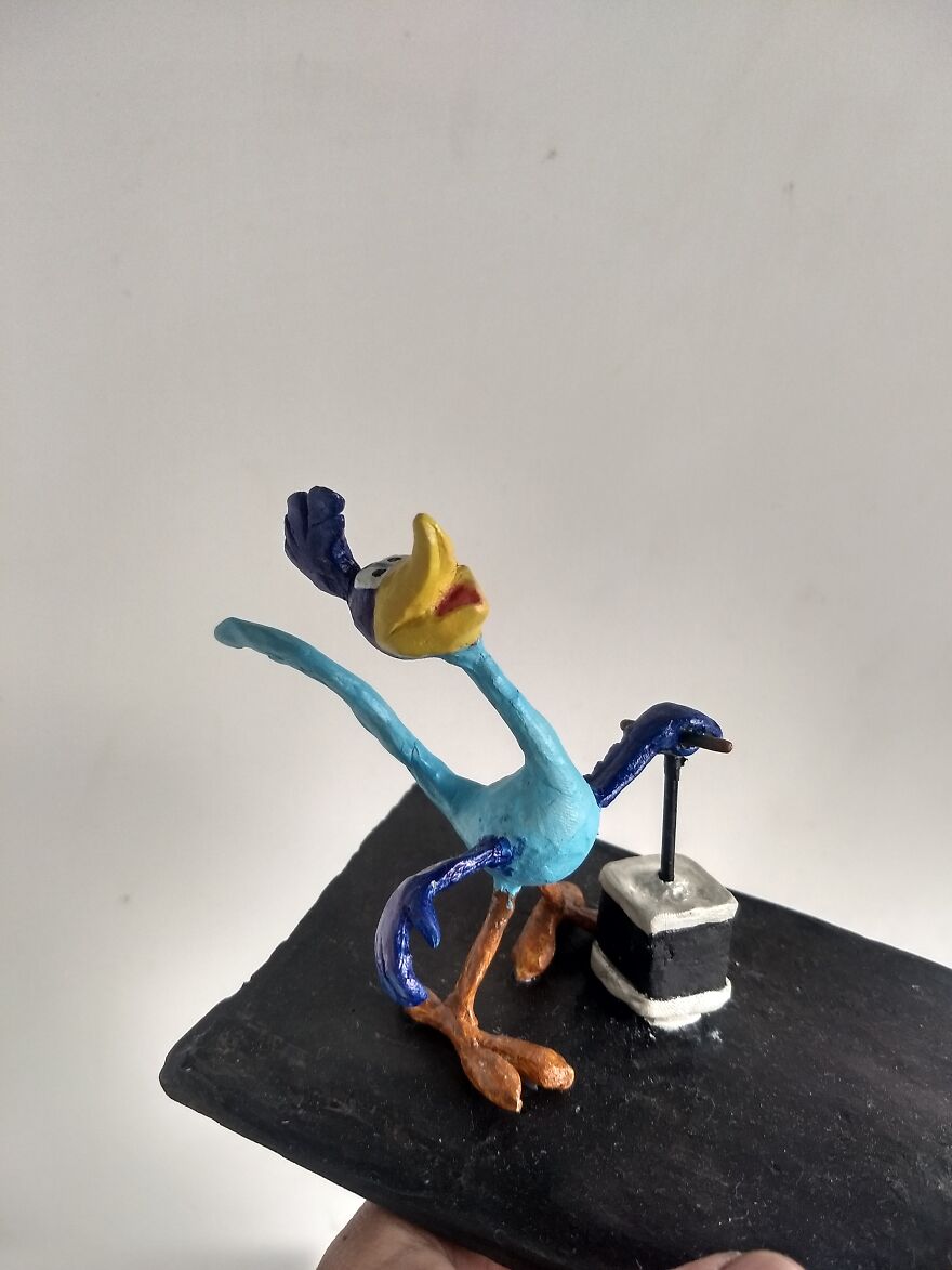 An Artist Who Make Handmade Sculptures Out Of Compound Resin During His Lockdown An Artist Who Make Handmade Sculptures Out Of Compound Resin During His Lockdown