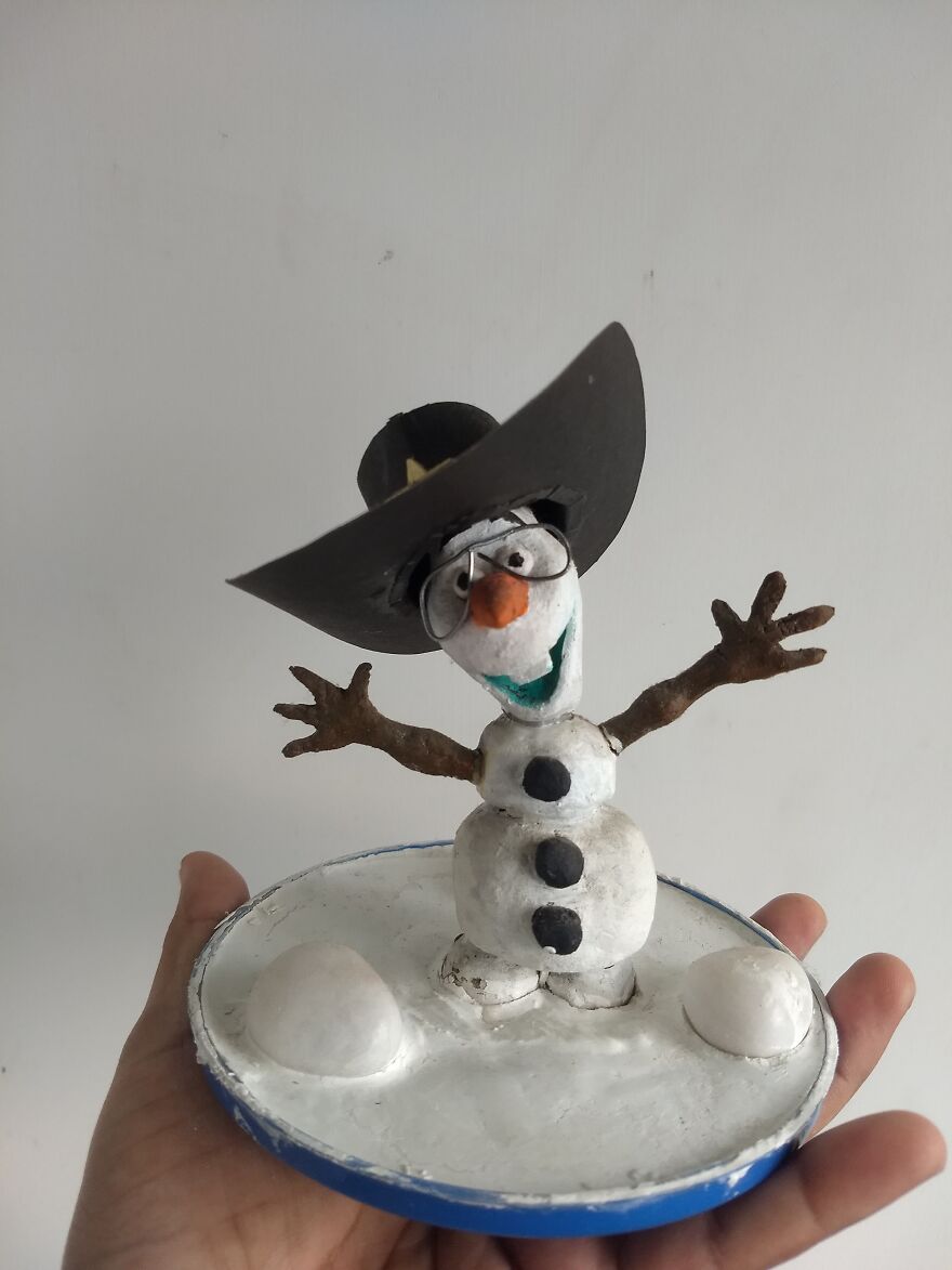 An Artist Who Make Handmade Sculptures Out Of Compound Resin During His Lockdown An Artist Who Make Handmade Sculptures Out Of Compound Resin During His Lockdown