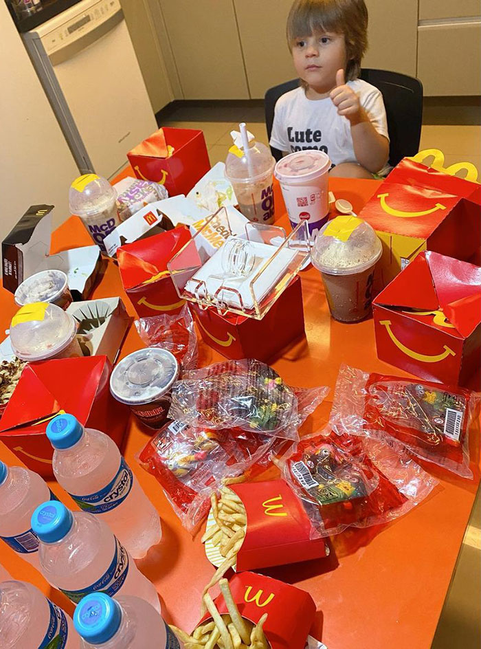 Toddler Borrows His Mom's Phone And Treats Himself To $100 Worth Of McDonald's