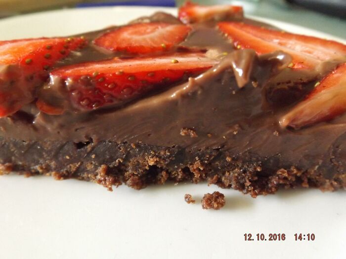 Chocolate Strawberry Tart. Yummmmmy!!