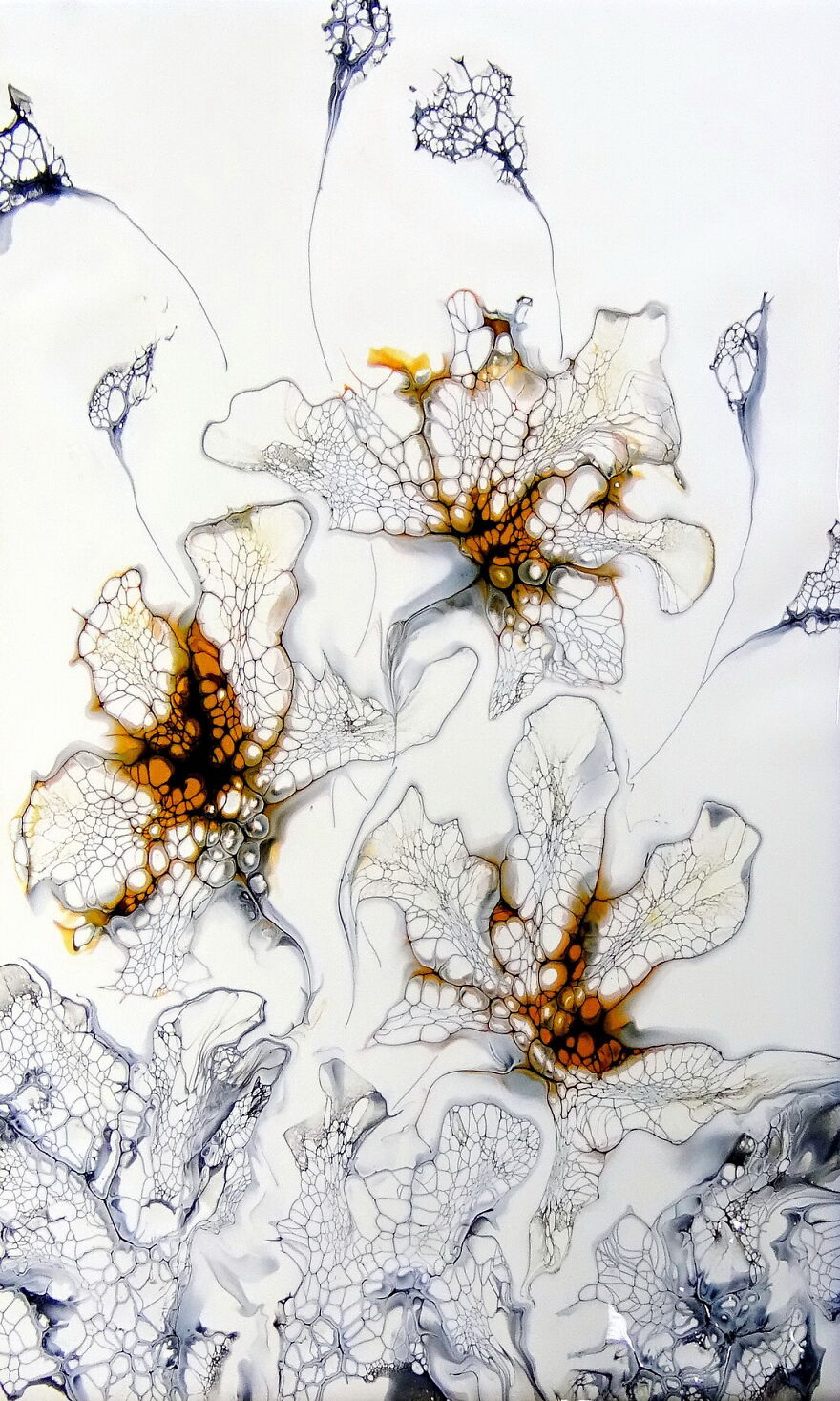 Straw Blown Flower ~ Black & White & Gold ~ Acrylic Pour Painting ~ #staycreative ~ Fiona Art Straw Blown Flower ~ Black & White & Gold ~ Acrylic Pour Painting ~ #staycreative ~ Fiona Art