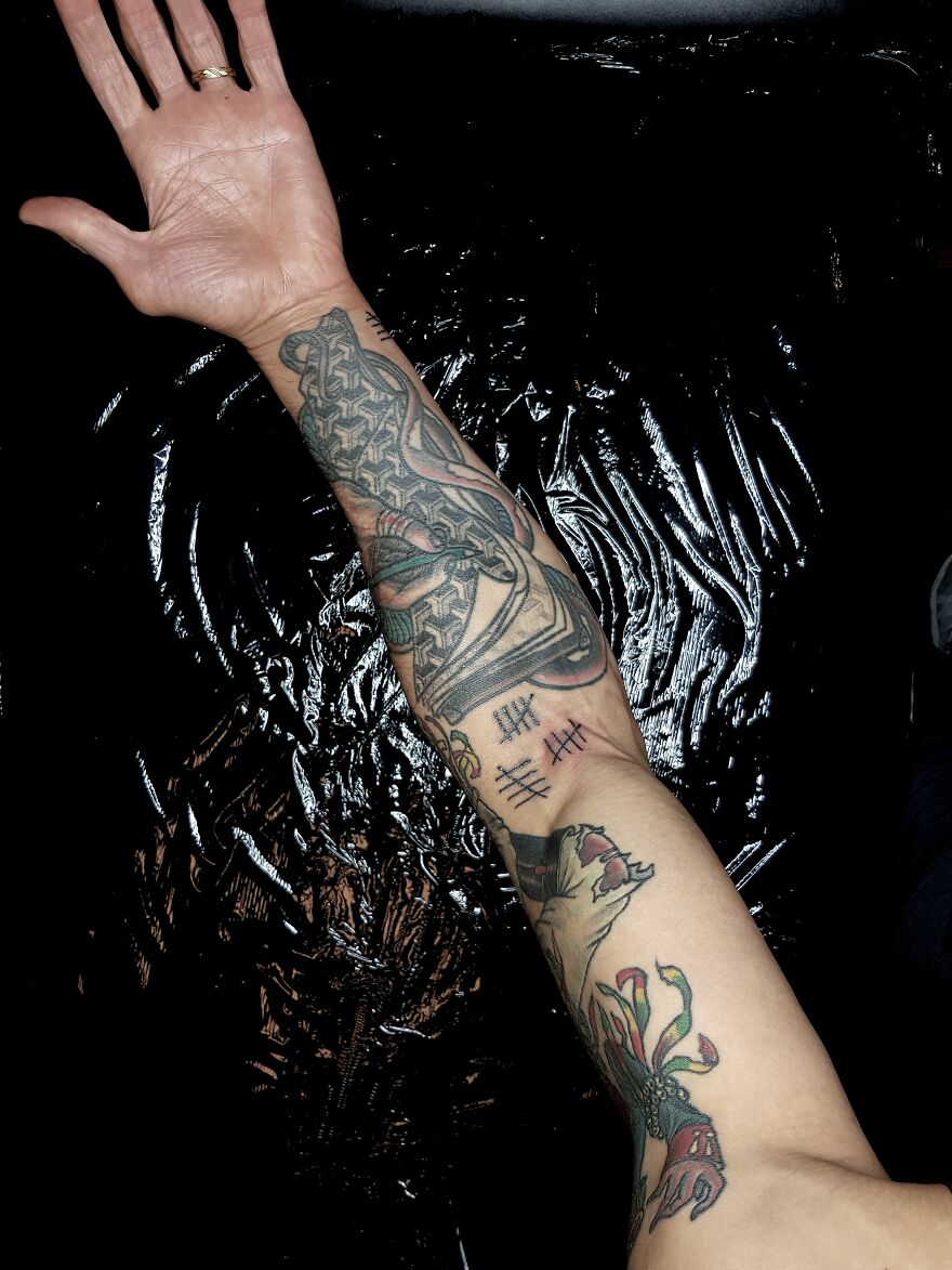 Socially Distanced Tattooing Socially Distanced Tattooing