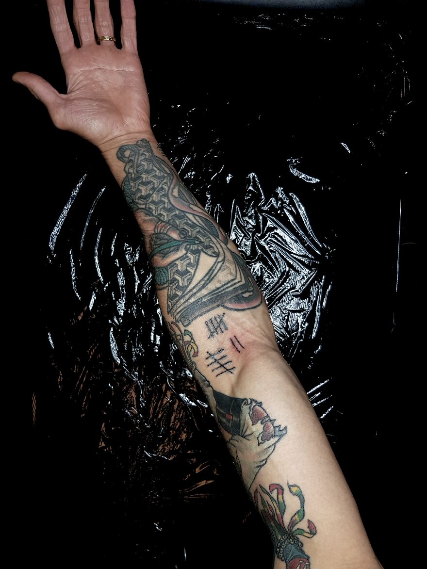 Socially Distanced Tattooing Socially Distanced Tattooing