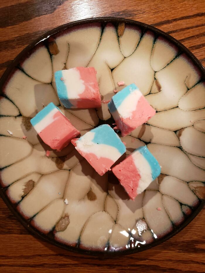 I Made 4th Of July Fudge. It Came Out Looking Like Toothpaste
