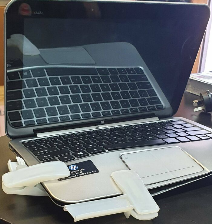 User Calls About Disc Being Stuck In Another Computer, Mentions Off Hand About This Laptop. They Had Been Using And Charging It Like This For Weeks...