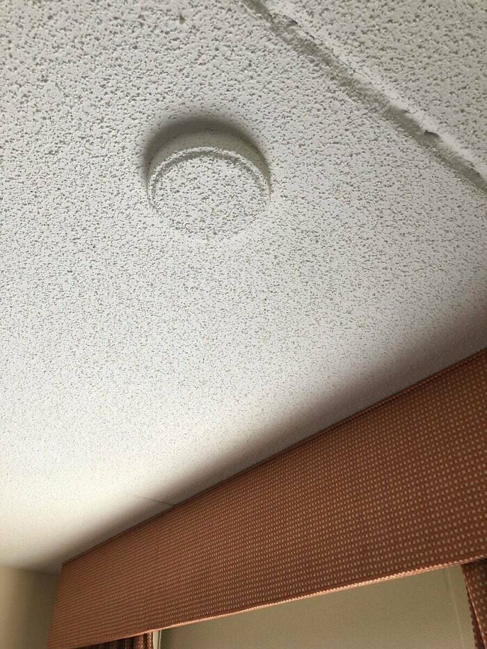 The Ceiling Is All Painted, Boss!