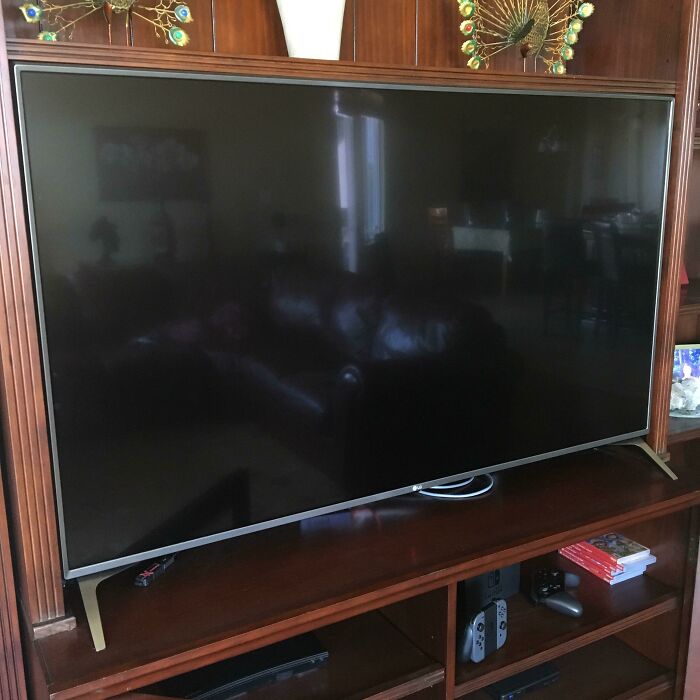 Just Bought A New TV Today, We Were Relieved To Say The Least