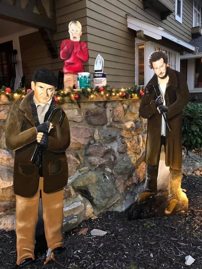 My Sister-In-Law Is An Art Teacher. This Is Their Christmas Decorations For 2020
