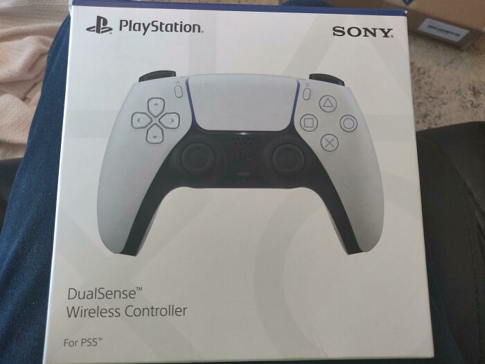 My Parents (Late 70s) Got Me A PS5 Controller For Christmas. I Do Not Own A Playstation 5