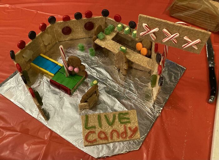 Every Year My In-Laws Have A Gingerbread House Competition And Every Year I’m Still A Disappointment
