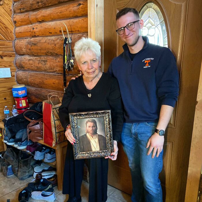 A Throwback To Last Year When I Gifted My Grandma A Framed Portrait Of Jesus