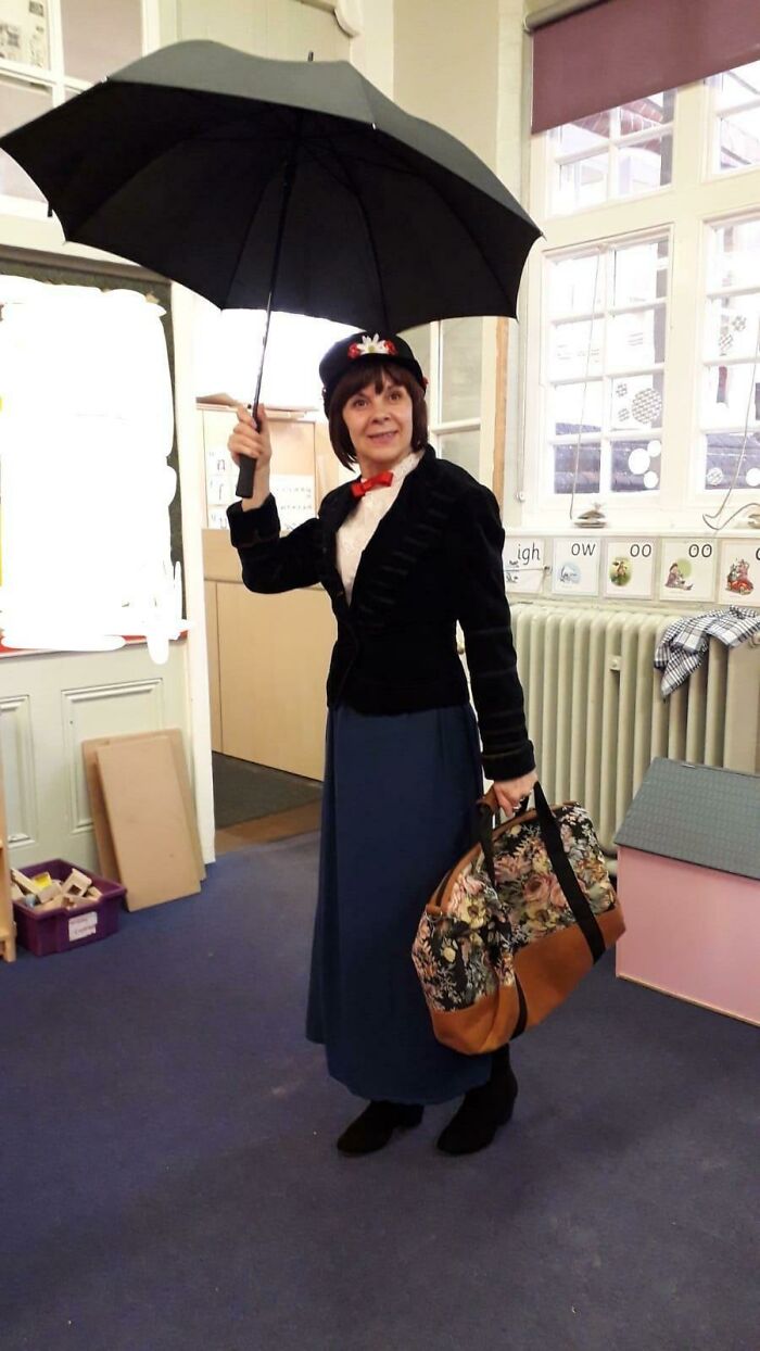 Here’s My Mums Entirely Thrifted (And A Little Modified) Mary Poppins For World Book Day - She’s A Primary School Teacher And Likes To Get Involved