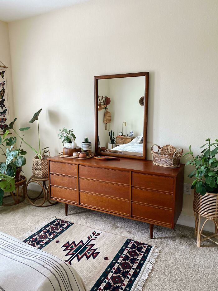 Thrifted This Dresser And Mirror For $30