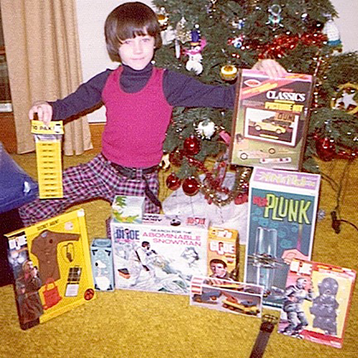 90s-Vintage-Christmas-Gifts-Photos