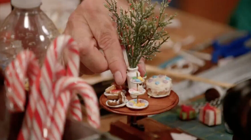 Our Christmas Miniatures Will Give You All The Right Feels You Need Today (14 Pics)