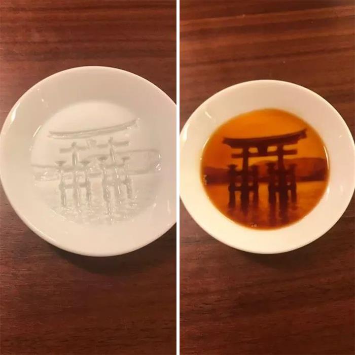 Soy Sauce Dishes That "Reveal" A Painting Once You Fill Them Up