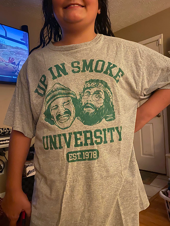 My 11-Year-Old Came Downstairs And Said She Found A Duck Dynasty Shirt In Mom’s Drawer To Wear