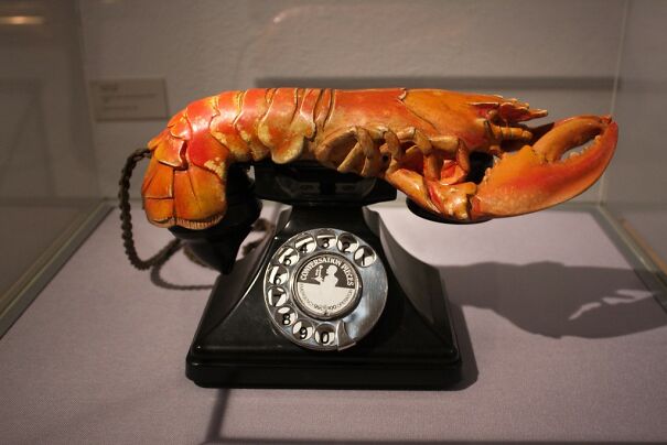 lobster-telephone-5fd7fd85278a8.jpg