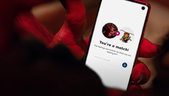 Ryan Reynolds And Taylor Swift Debut A New Ad For Their Dating App And It Perfectly Represents This Year