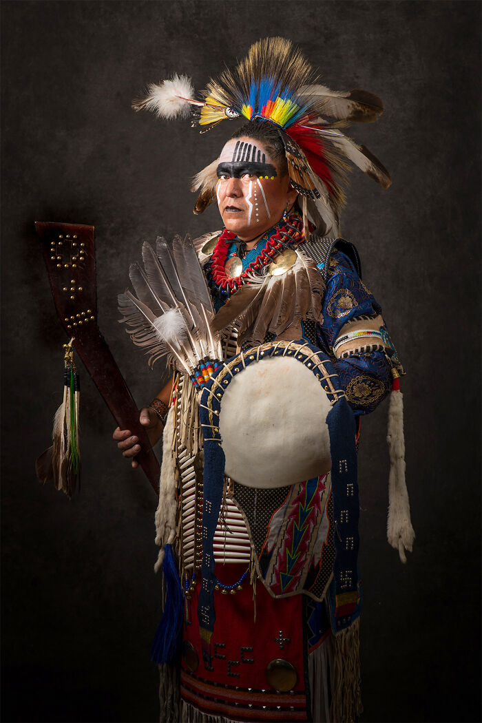 16 Authentic Portraits Of Native Americans Posing In Traditional Regalia
