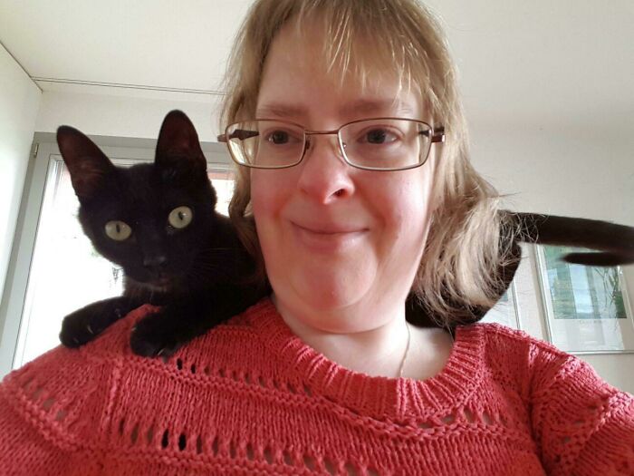 I See We Are Doing Shoulder Cats Today?