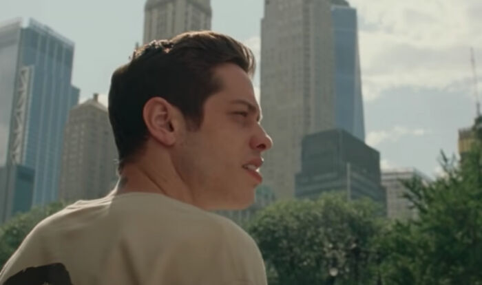 In The Final Shot Of 'The King Of Staten Island' (2020), Pete Davidson Turns And Looks To The Direction Where The Twin Towers Used To Stand As A Tribute To His Father