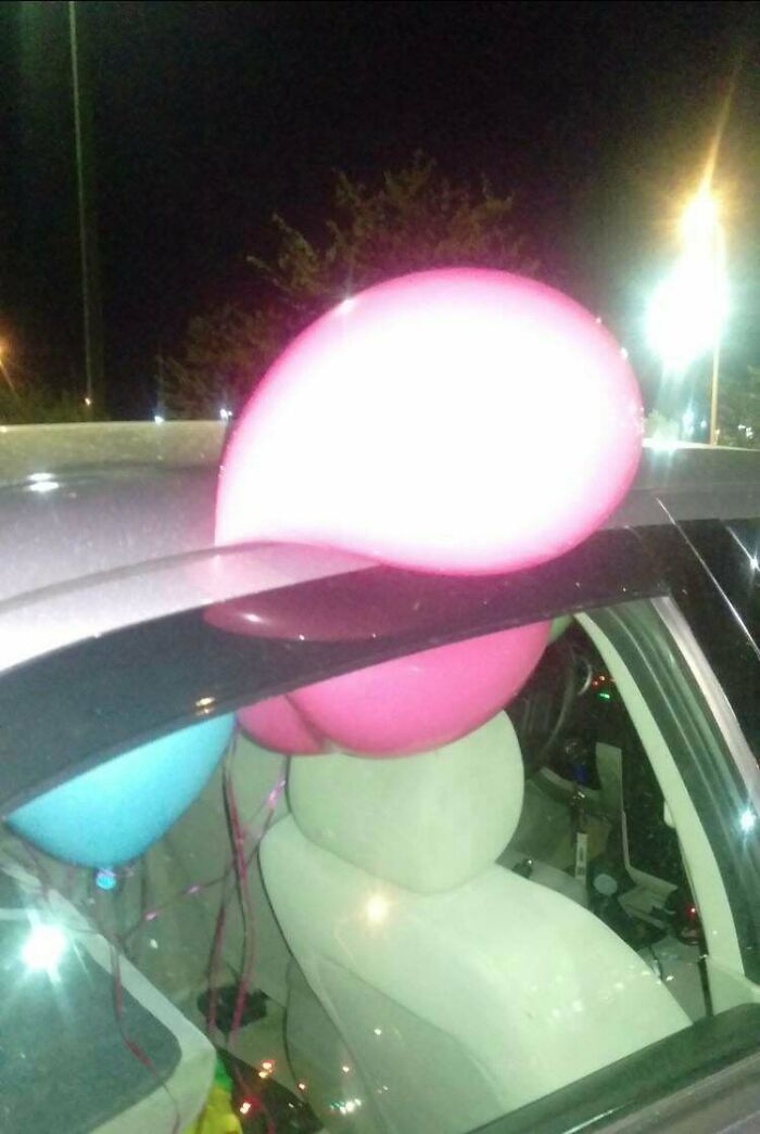 A Balloon I Accidentally Shut In My Car Door Didn’t Pop