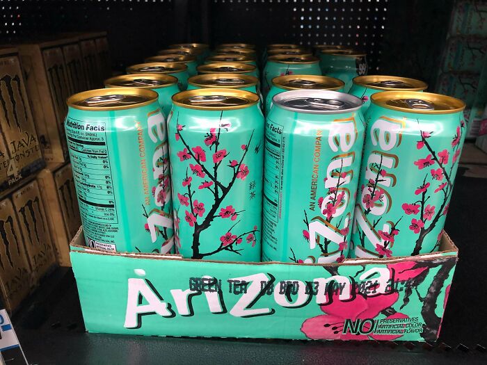 One Of The Arizona Cans At Walmart Was Silver Instead Of Gold