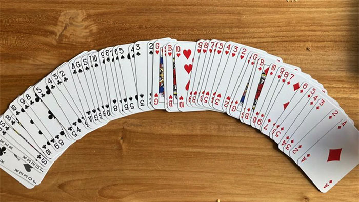 23-Year-Old Woman Creates A Gender And Race-Neutral Deck Of Cards, Can't Keep Up With The Orders