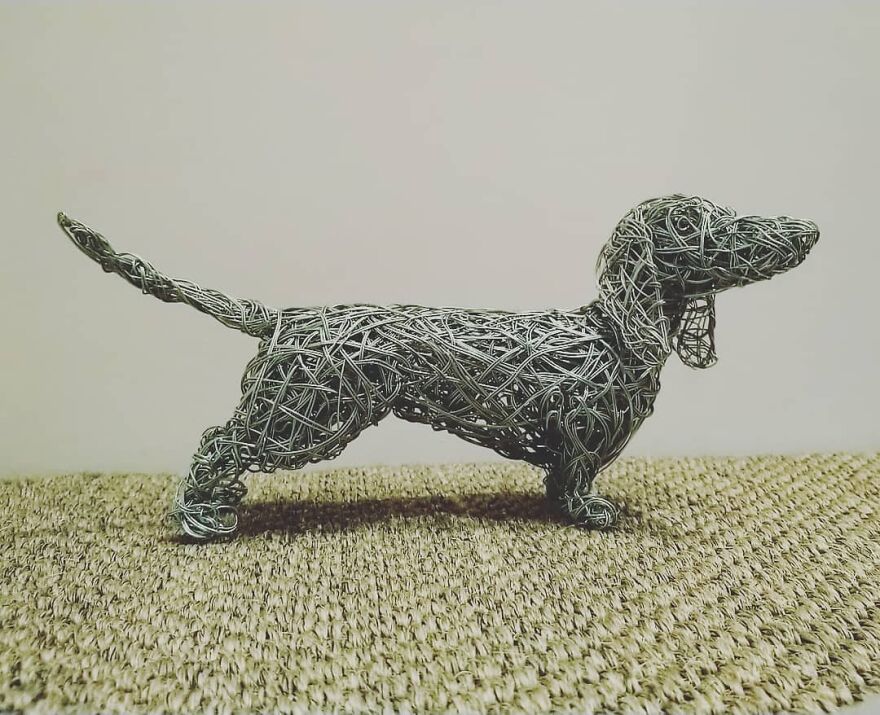 This Artist Makes Stunning Horse Sculptures Out Of Wire