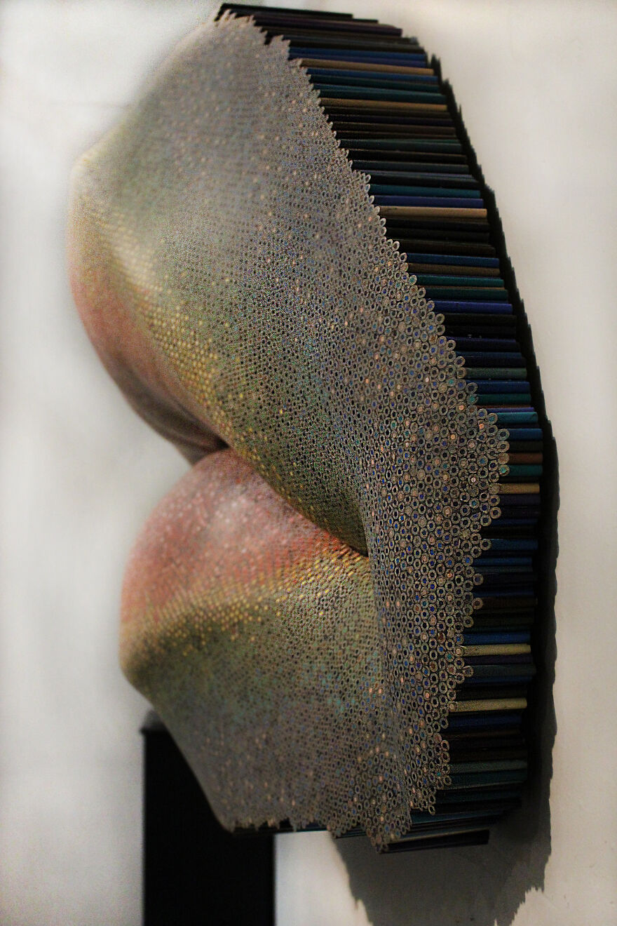 Amazing Lip Sculpture Made From Over 10,000 Colored Pencils
