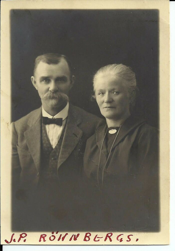 My Great Grandparents, J.p. (Jonas Petter) And Anna Ronnberg, In Sweden. Their Daughter, My Grandma Annie, Emigrated To America In 1915.