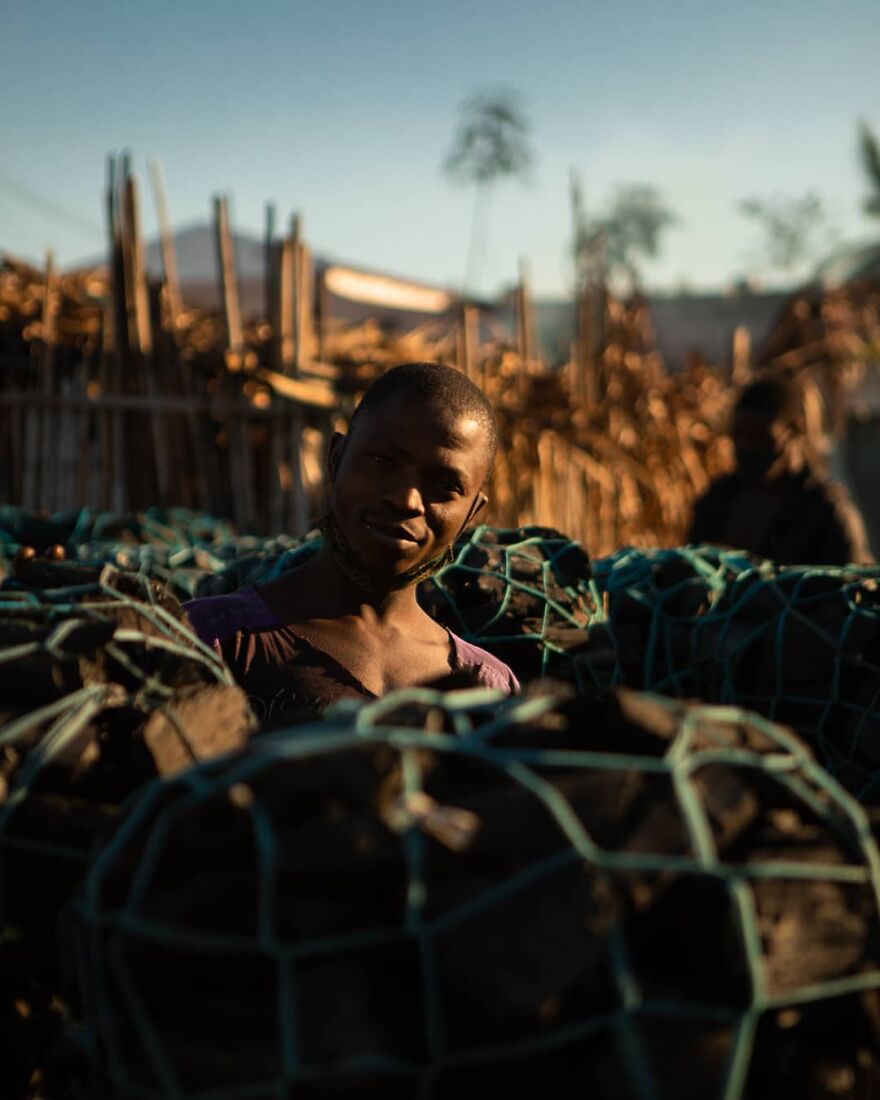 Photographer Shows The Reality Of Mozambique, People Who Do Not Know What Sadness Is