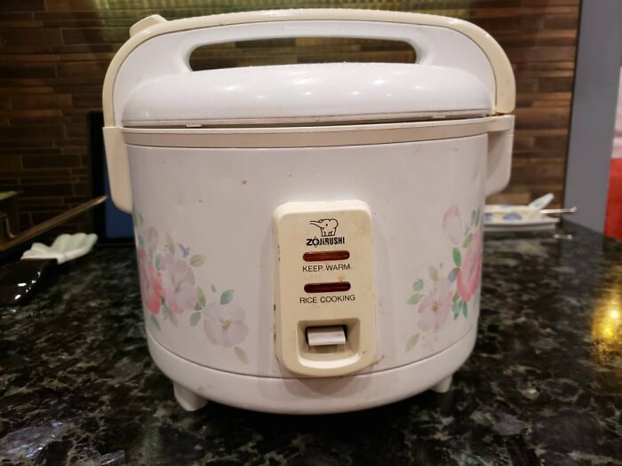 Zojirushi Rice Maker. Just Had Our 25th Anniversary, And This Wedding Present Is Going Strong... Use It 2-3x/Week!