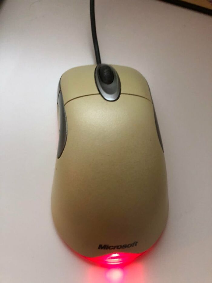 My Microsoft Intellimouse Explorer Still Partying Like It’s 1999