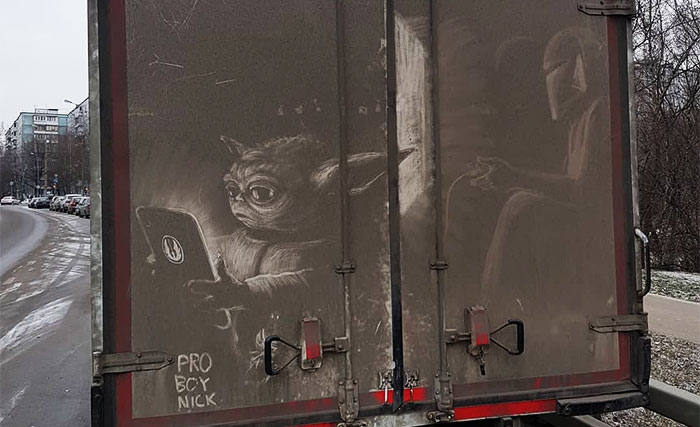 Owners Of Dirty Trucks Find Amazing Drawings On Their Vehicles Left By This Artist (36 New Pics)