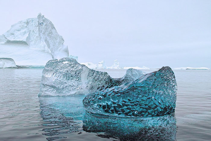 El aspecto de un trozo de hielo glacial de 10.000 años