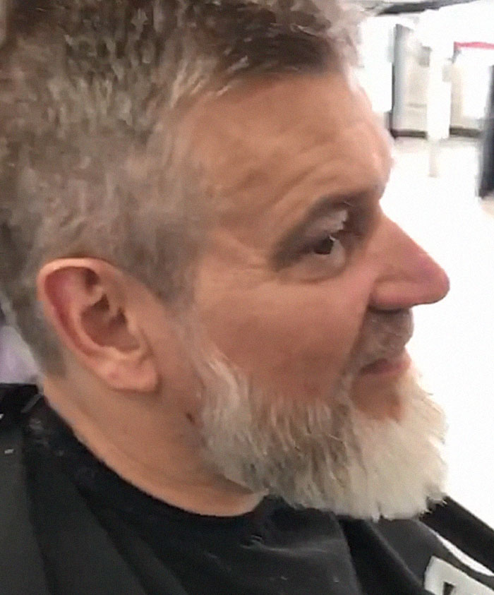 Awesome Barber Transforms This Homeless Man For Free And His Before And After Pics Show Another Man