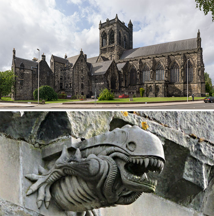 Abadía Paisley en Escocia, con una gárgola alien