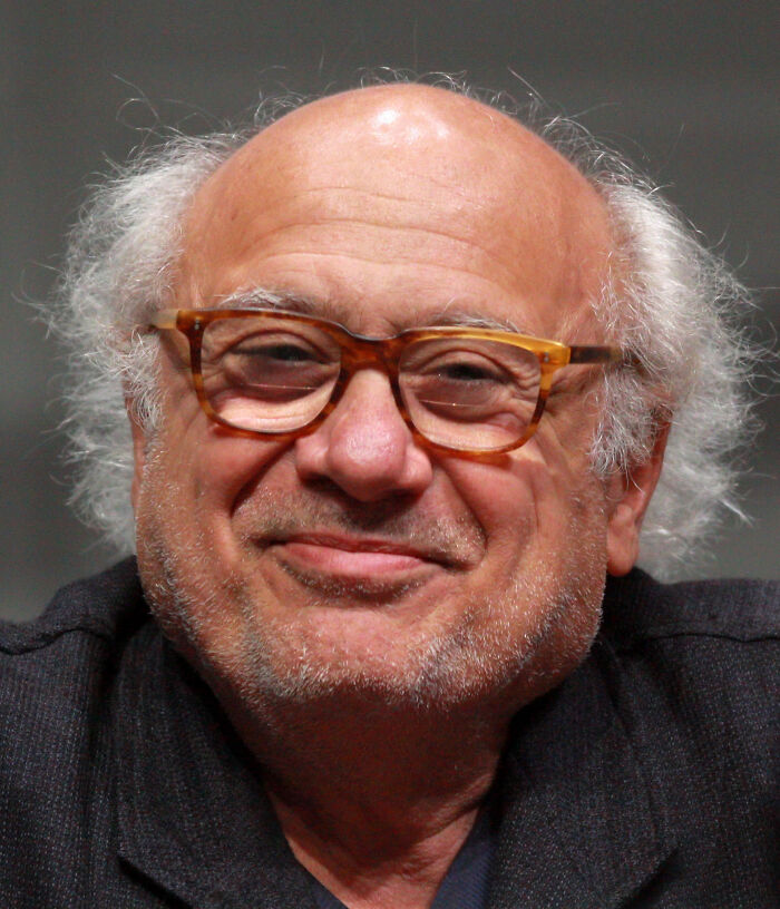 Til Danny Devito Asks For A Trampoline In His Dressing Room And Uses It As Part Of His Warm-Up Routine