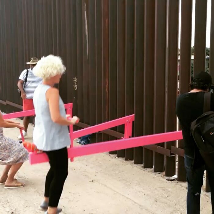 US-Mexico Border: Pink Seesaw Installation Wins 2020 ‘Design Of The Year’