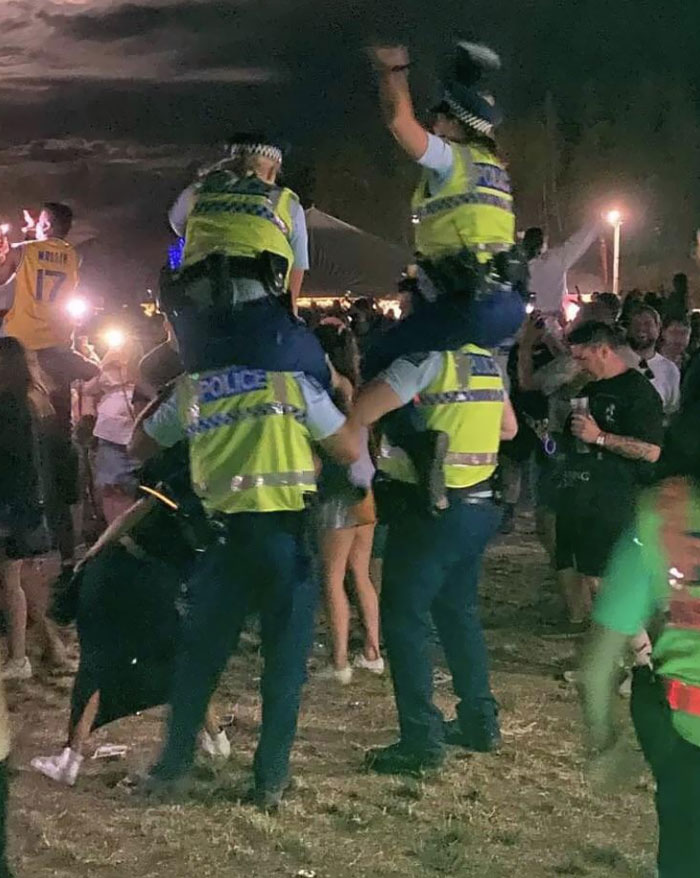 New Zealand Has Handled Covid So Well That Now Even The Police Are Partying At One Of The Biggest Festivals Of The Year