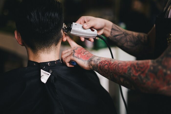 30 Things People Do That Hairdressers Find Pleasant Or Annoying