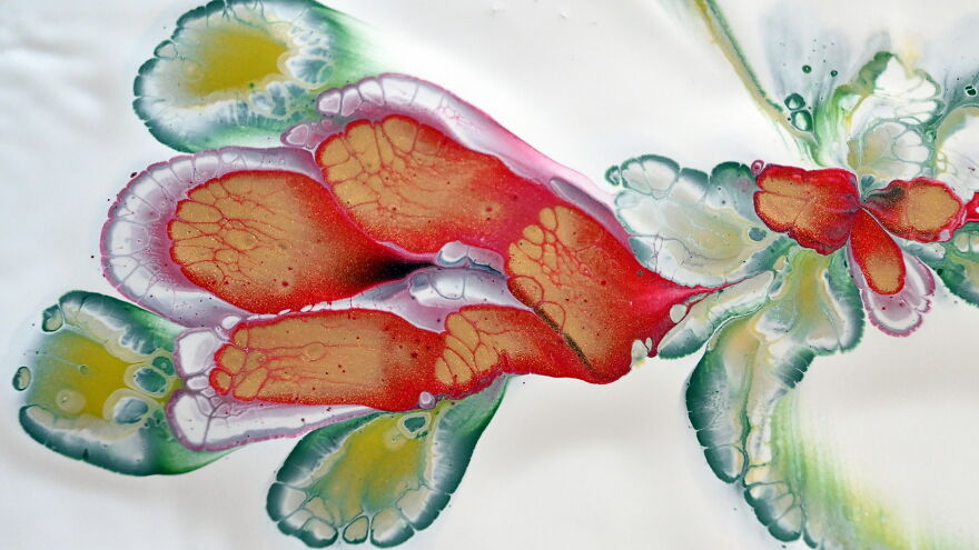 From Dots To Flower ~ Easy Acrylic Pour Flower Painting ~ Diagonal Reverse Dip