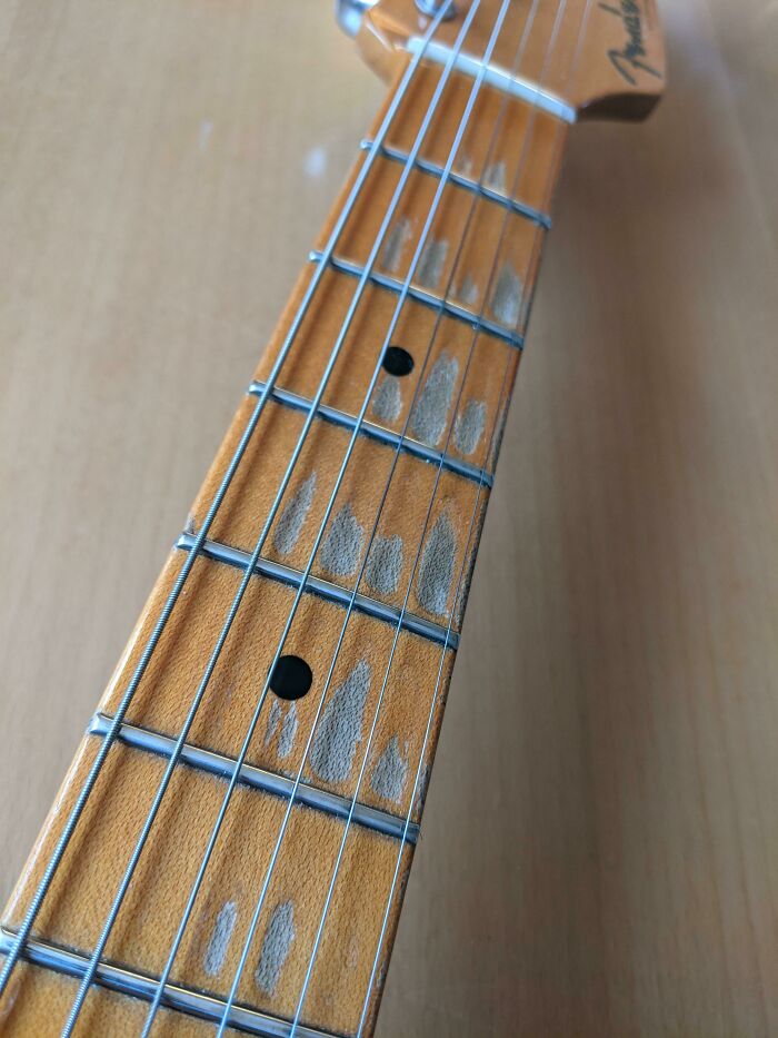 The First Six Frets Of My Stratocaster Neck