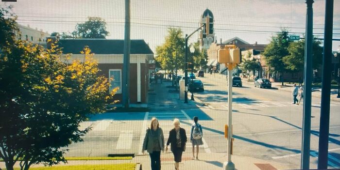 In Doctor Sleep (2019), Abra Visits Dan In The Small Town And The Street Name Seen In The Background Is "Elm Street"
