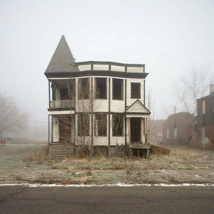 Abandoned Home In Detroit