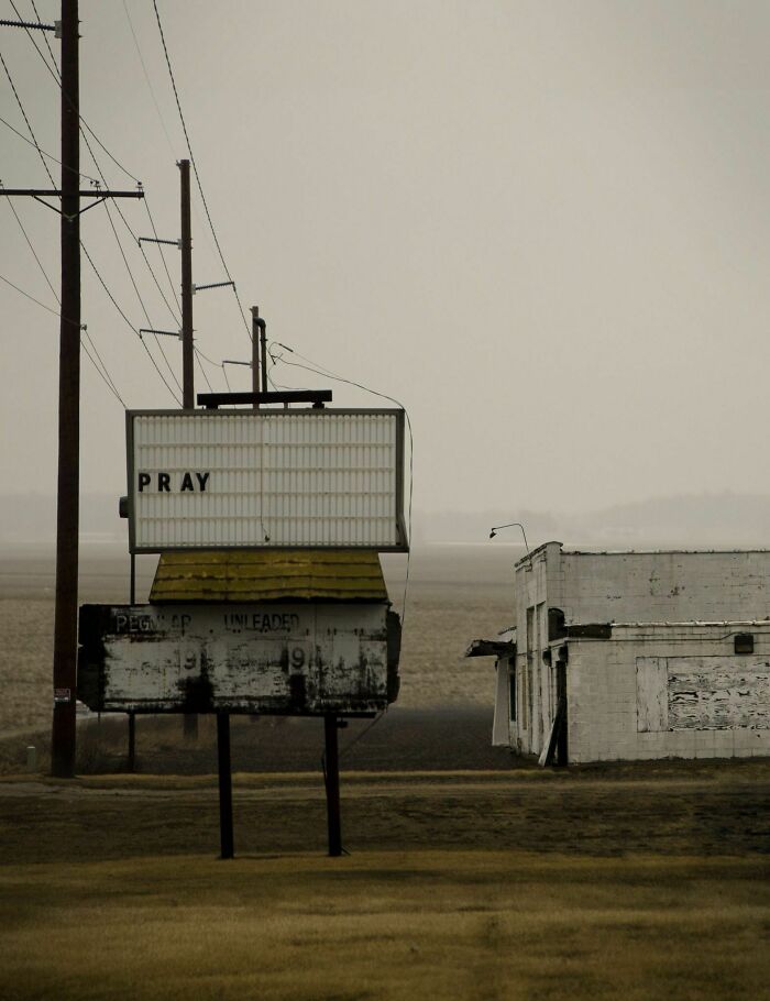 Abandoned Gas Station. Janesville, Wi