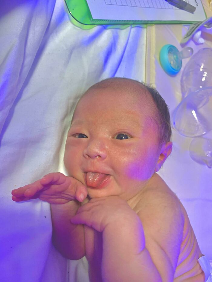 Born On The 21st Hour Of The 21st Day Of The 21st Year Of The 21st Century, Heres My Newborn Daughter Striking A Pose For The Camera