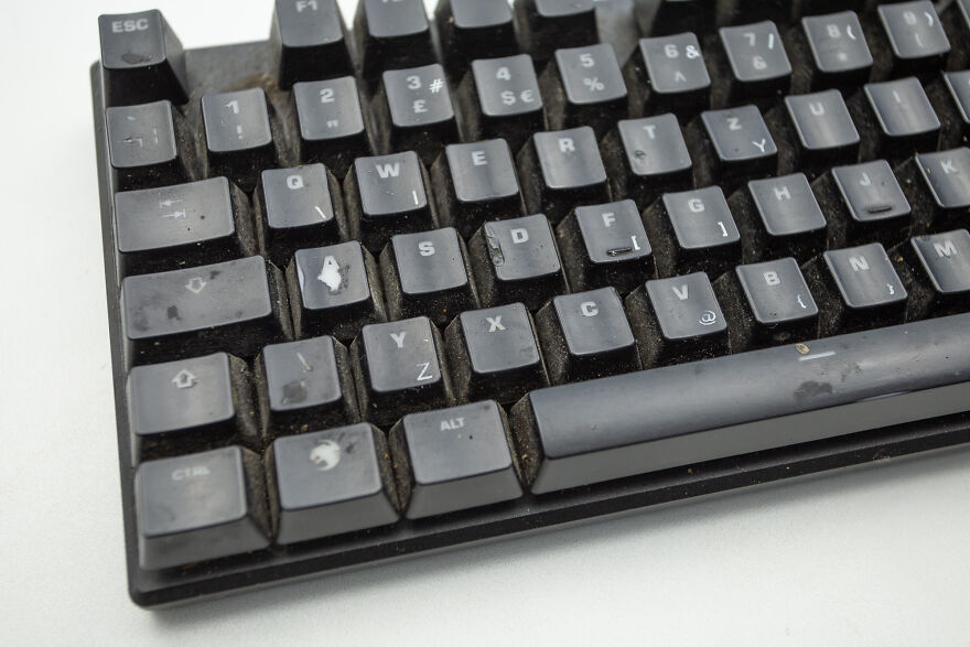 Cleaning The Dirtiest Roccat Suora Fx Keyboard